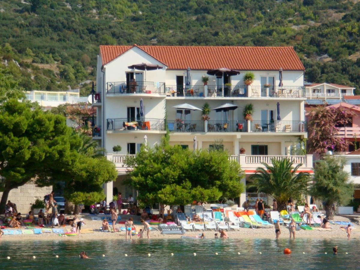 Apartment On The Beach-drvenik Drvenik (Split-Dalmatia)
