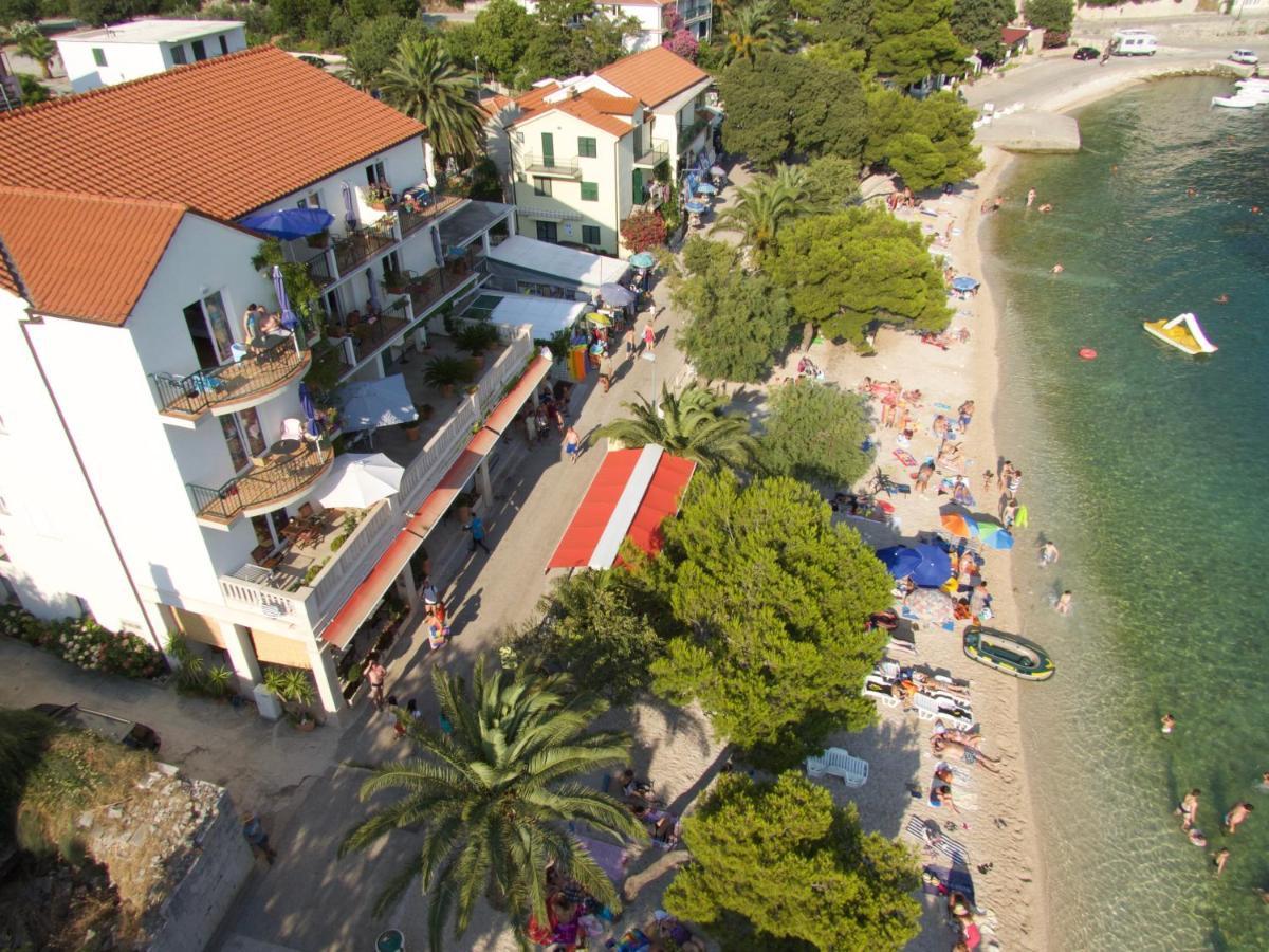 On The Beach-drvenik Drvenik (Split-Dalmatia)