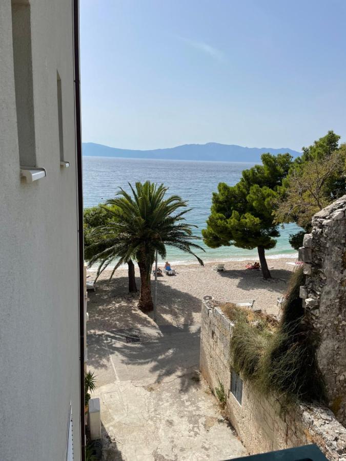 Apartament On The Beach-drvenik