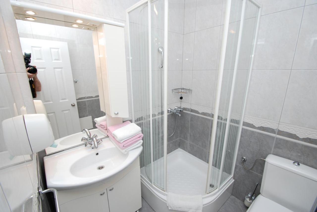 Apartament On The Beach-drvenik *