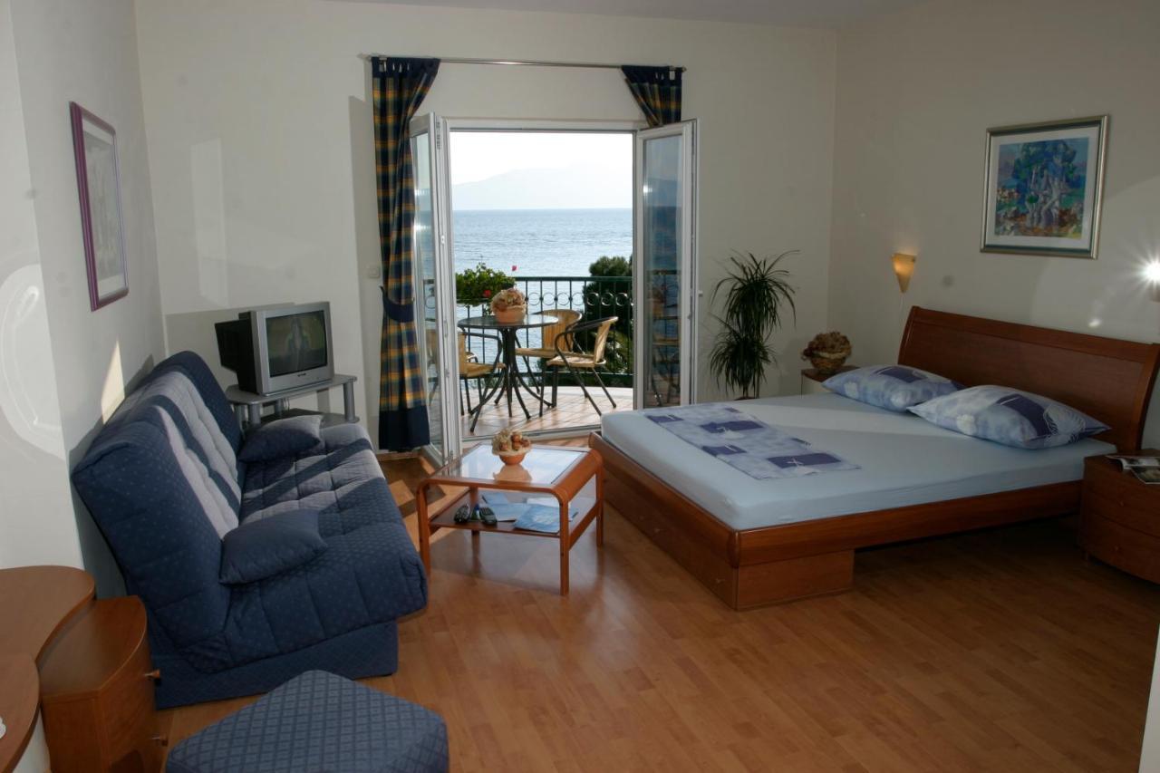 Apartament On The Beach-drvenik Drvenik (Split-Dalmatia)